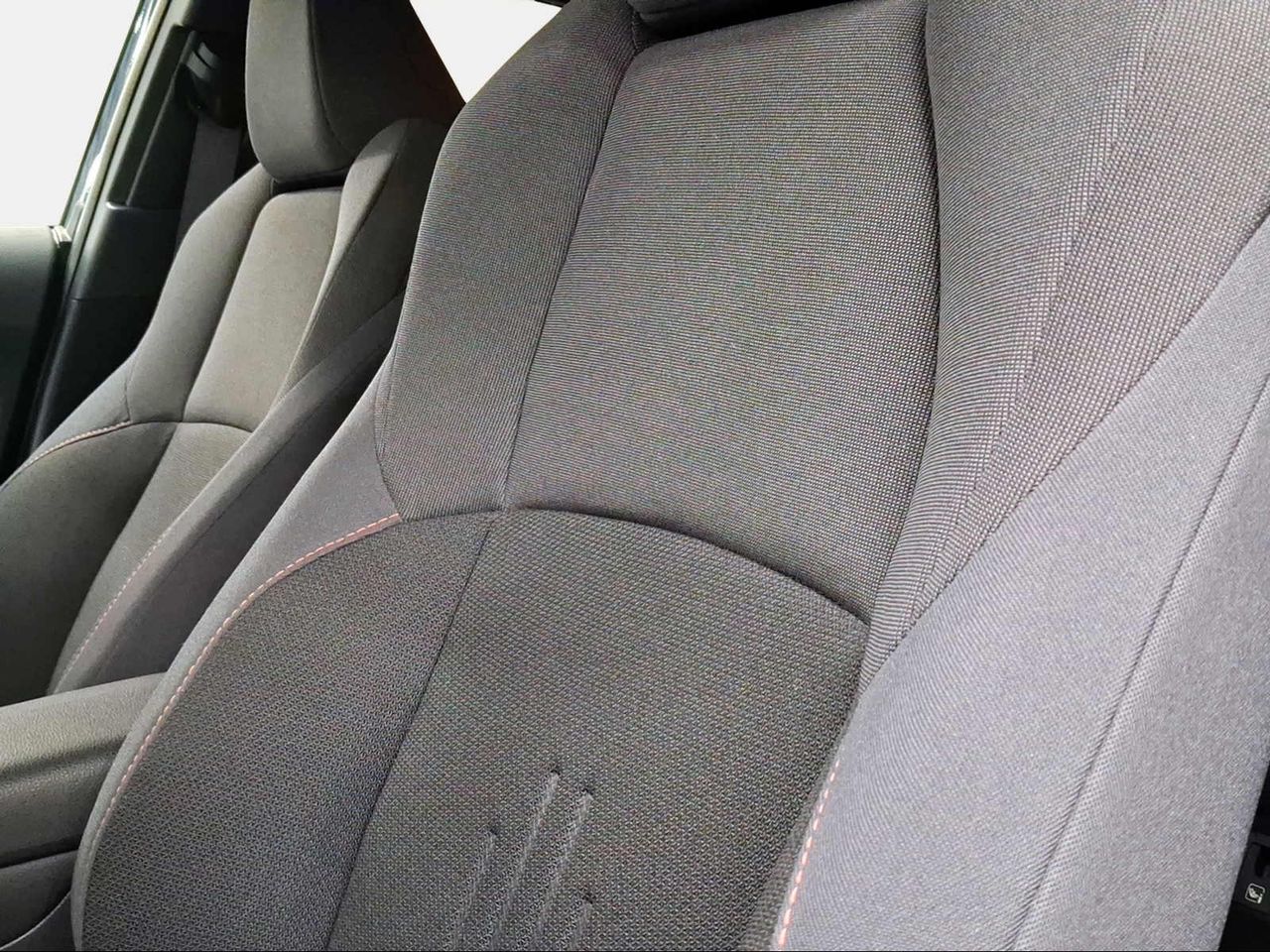 Toyota C-HR 1.8 Advance Hybrid 140  - Foto 22