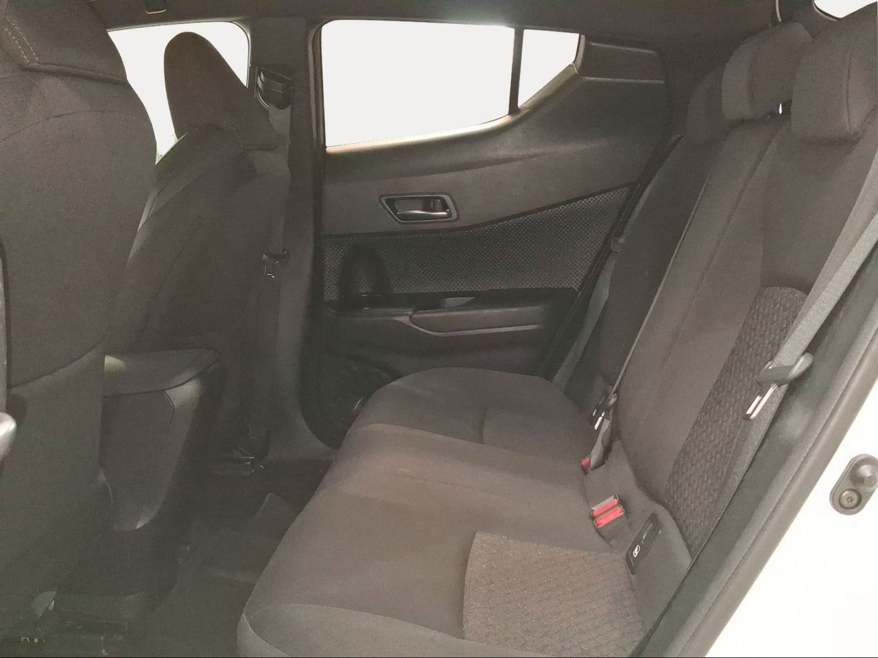 Toyota C-HR 1.8 125H Advance  - Foto 12