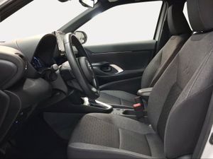 Toyota Yaris Cross 1.5 120H Active Tech  - Foto 13