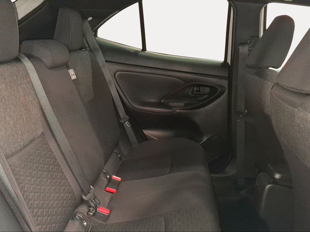 Toyota Yaris Cross 1.5 120H Active Tech  - Foto 8