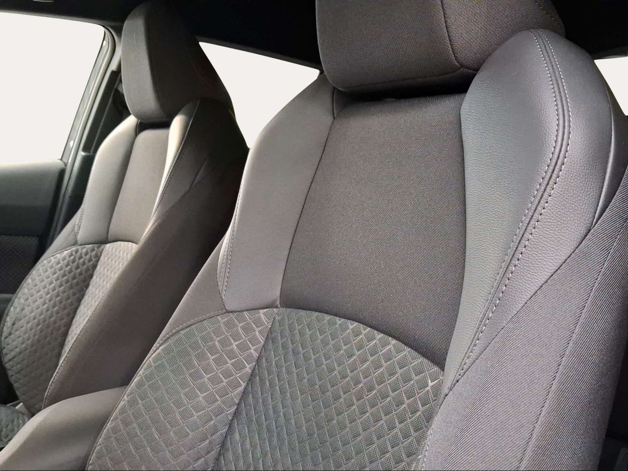 Toyota C-HR 1.8 125H Advance  - Foto 23