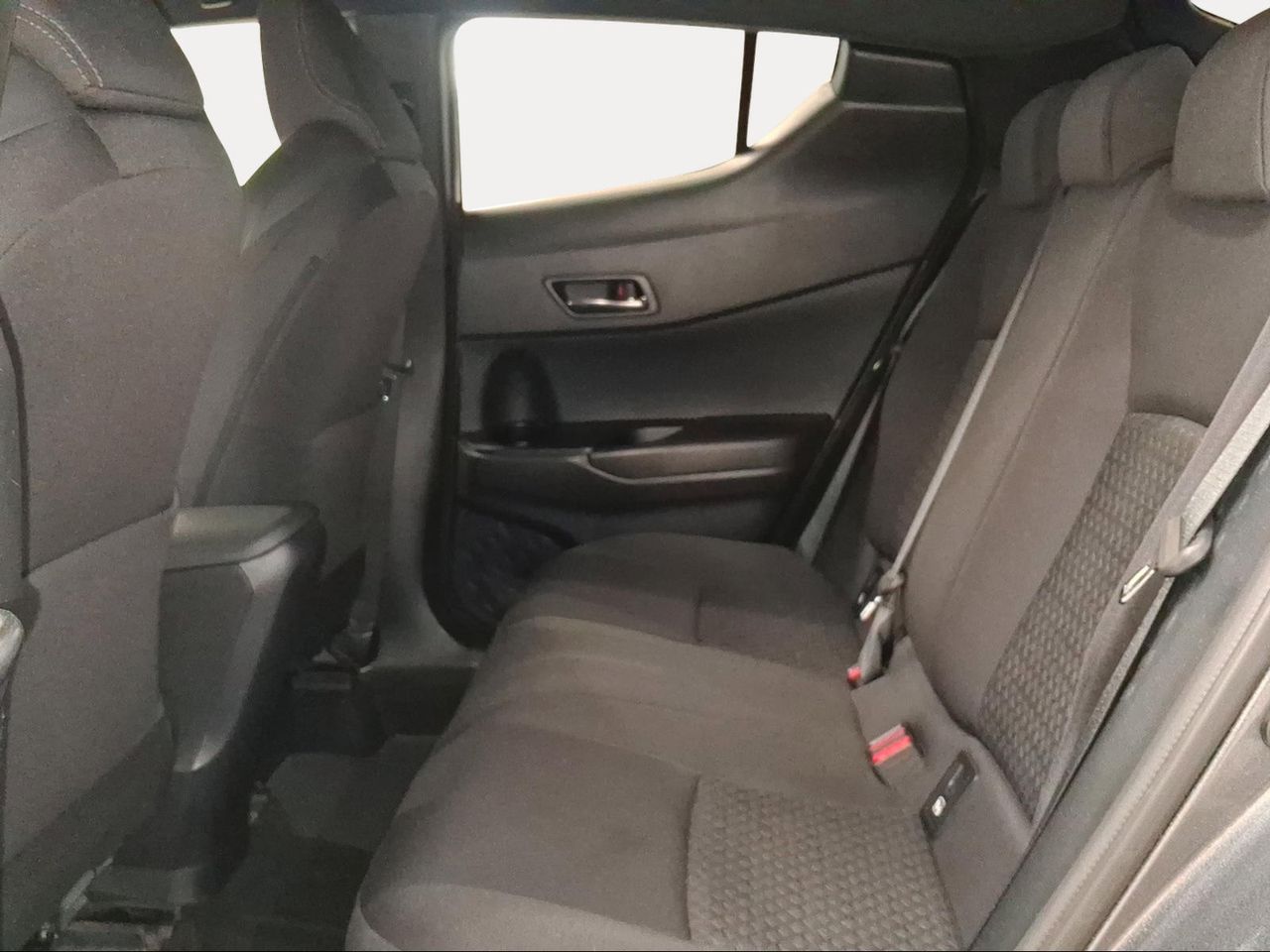 Toyota C-HR 1.8 125H Advance  - Foto 12