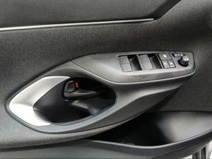 Toyota Yaris Cross 1.5 120H Active Tech  - Foto 23