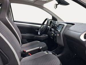 Toyota Aygo 1.0 70 x-play x-shift sky  - Foto 7