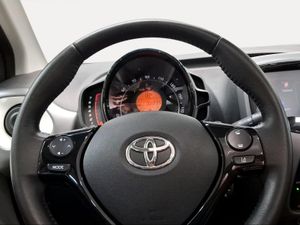Toyota Aygo 1.0 70 x-play x-shift sky  - Foto 14
