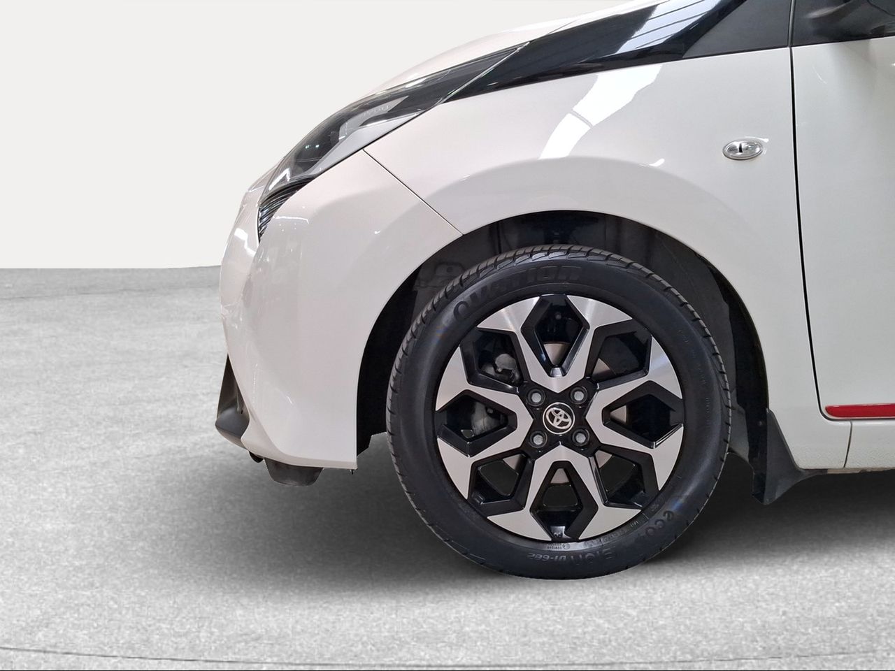 Toyota Aygo 1.0 70 x-play x-shift sky  - Foto 17