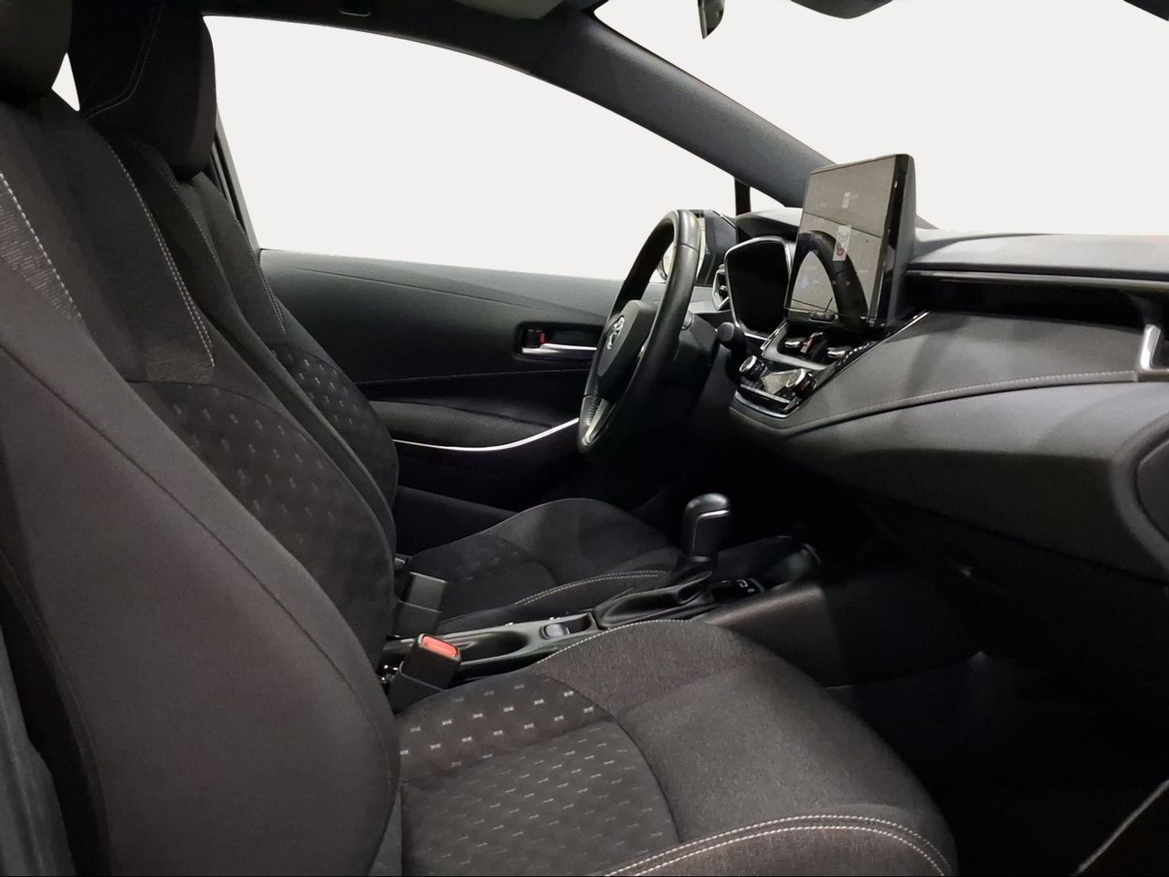 Toyota Corolla 140H Active Plus Touring Sport  - Foto 7