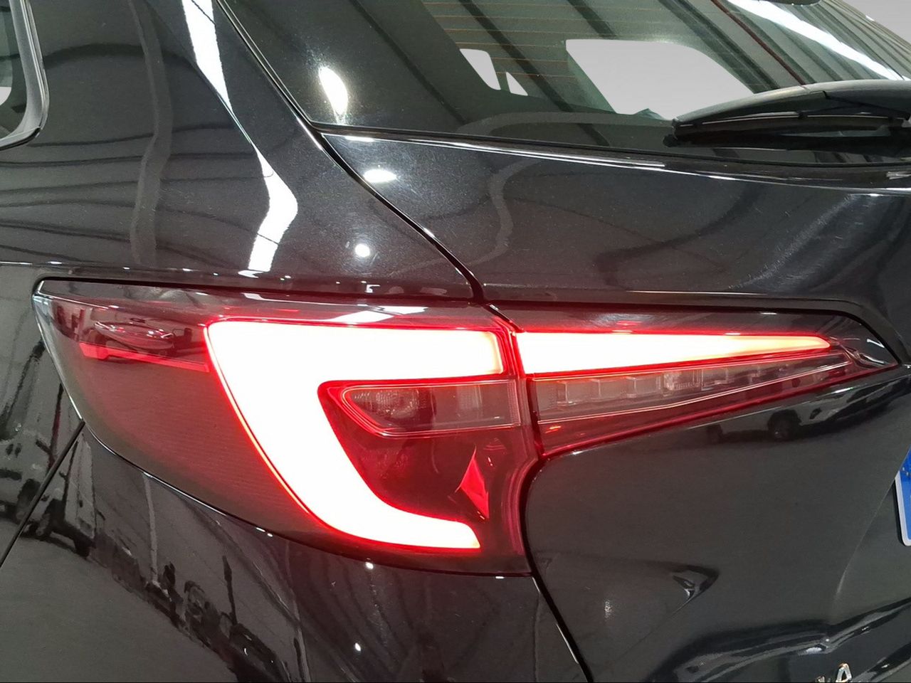 Toyota Corolla 140H Active Plus Touring Sport  - Foto 23