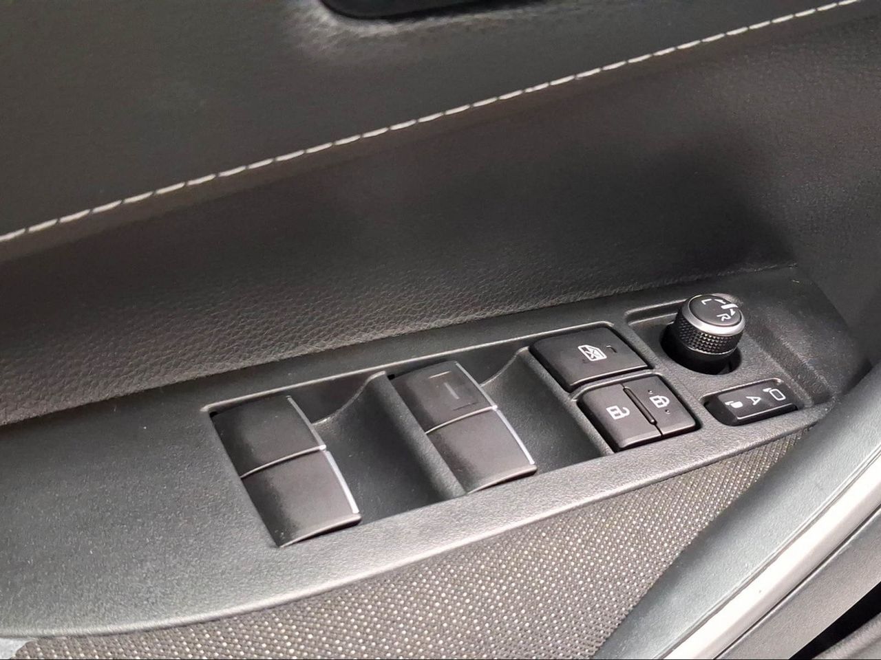 Toyota Corolla 140H Active Plus Touring Sport  - Foto 21