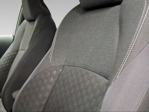Toyota Corolla 140H Active Plus Touring Sport  - Foto 22