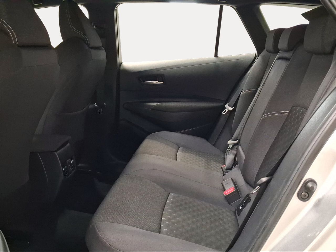 Toyota Corolla 140H Active Plus Touring Sport  - Foto 12