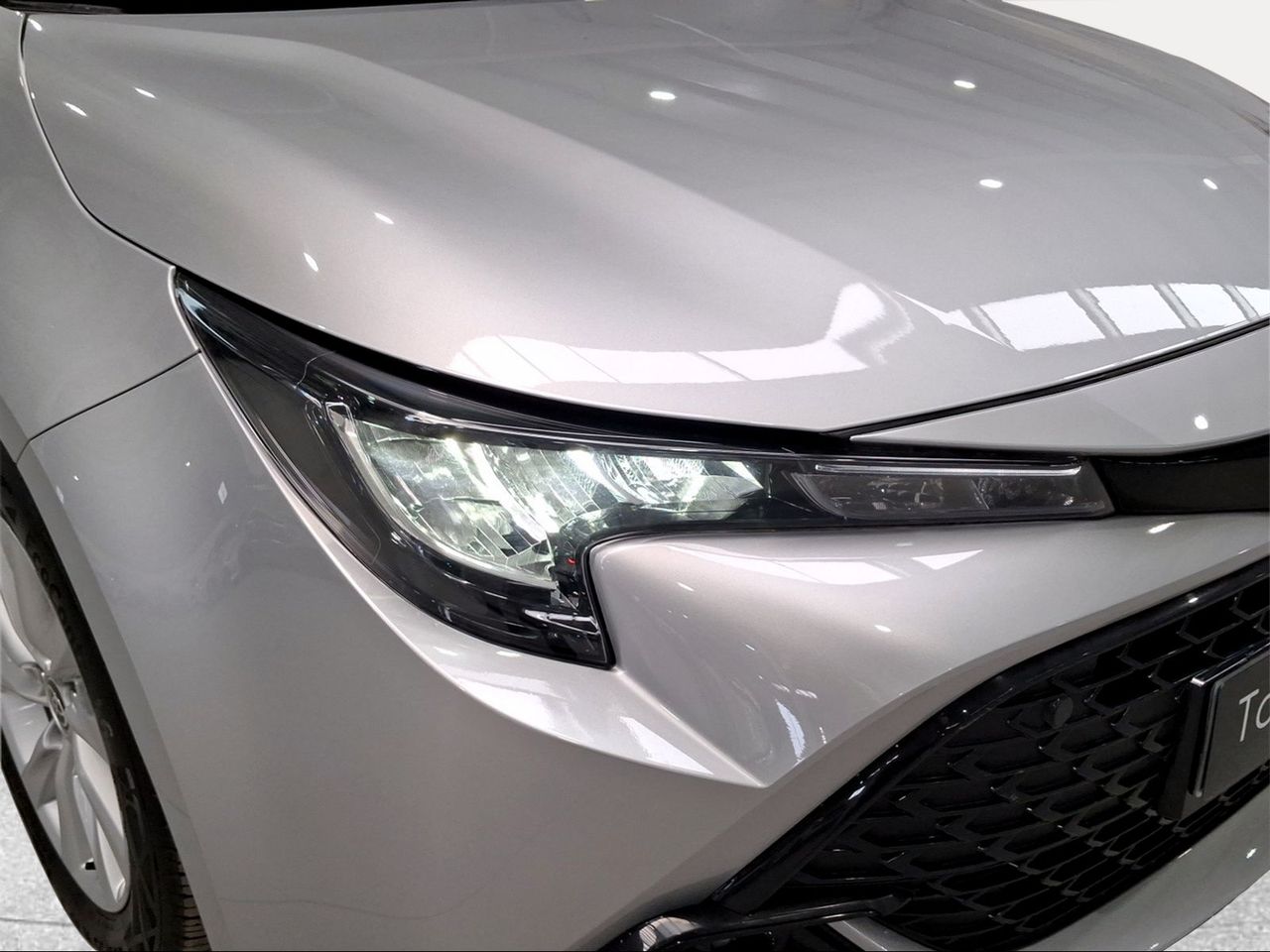 Toyota Corolla 140H Active Plus Touring Sport  - Foto 24