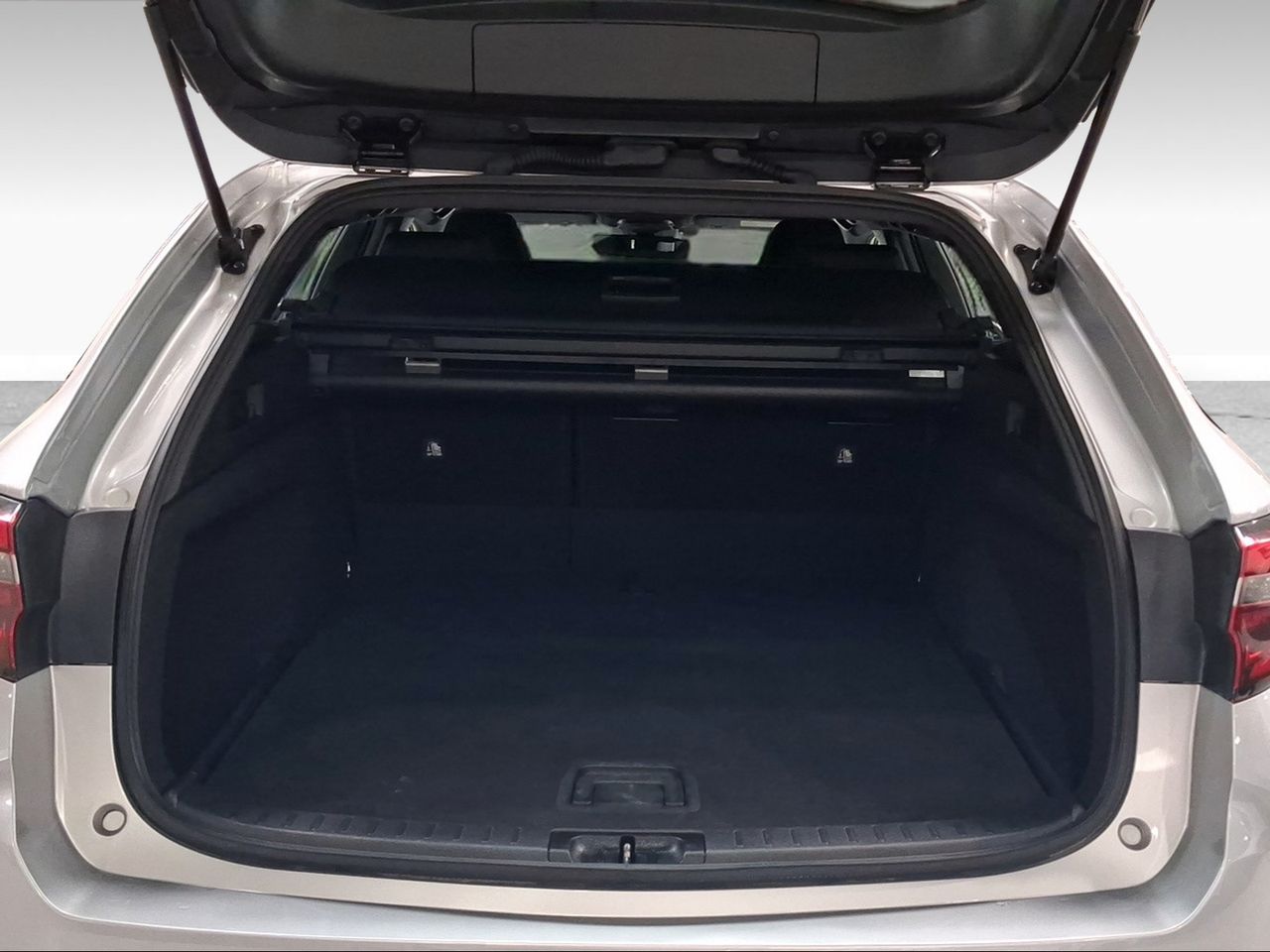 Toyota Corolla 140H Active Plus Touring Sport  - Foto 11
