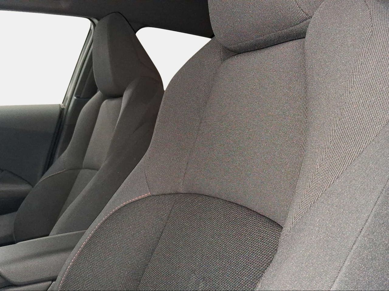 Toyota C-HR 1.8 Advance Hybrid 140  - Foto 23