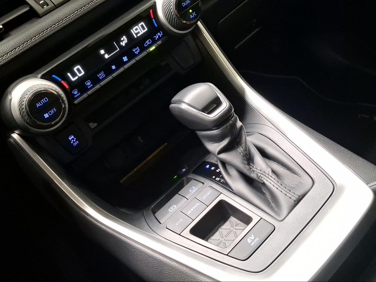 Toyota Rav4 2.5l 220H Advance  - Foto 21