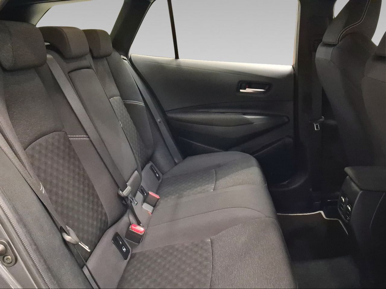 Toyota Corolla 140H Active Plus Touring Sport  - Foto 8