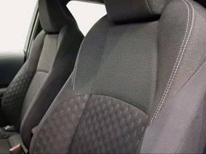 Toyota Corolla 140H Active Plus Touring Sport  - Foto 23
