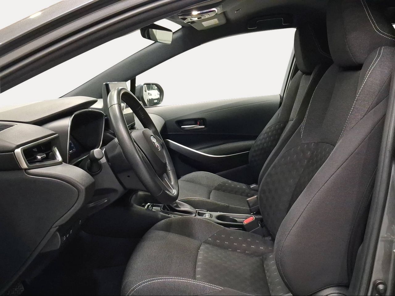 Toyota Corolla 140H Active Plus Touring Sport  - Foto 13