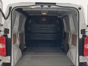 Toyota Proace L1 1PL VAN GX 1.5D 100CV M/T 6V  - Foto 11