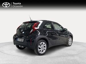 Toyota Aygo X Cross 1.0 VVT-I 72CV Play Automático  - Foto 19