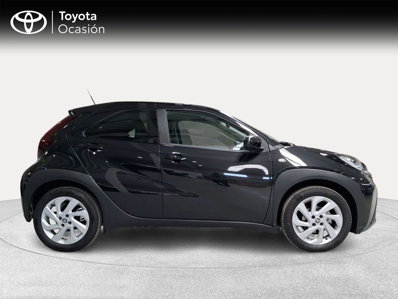 Toyota Aygo X Cross 1.0 VVT-I 72CV Play Automático  - Foto 18