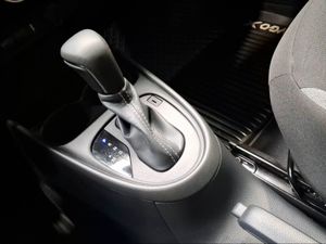 Toyota Aygo X Cross 1.0 VVT-I 72CV Play Automático  - Foto 24