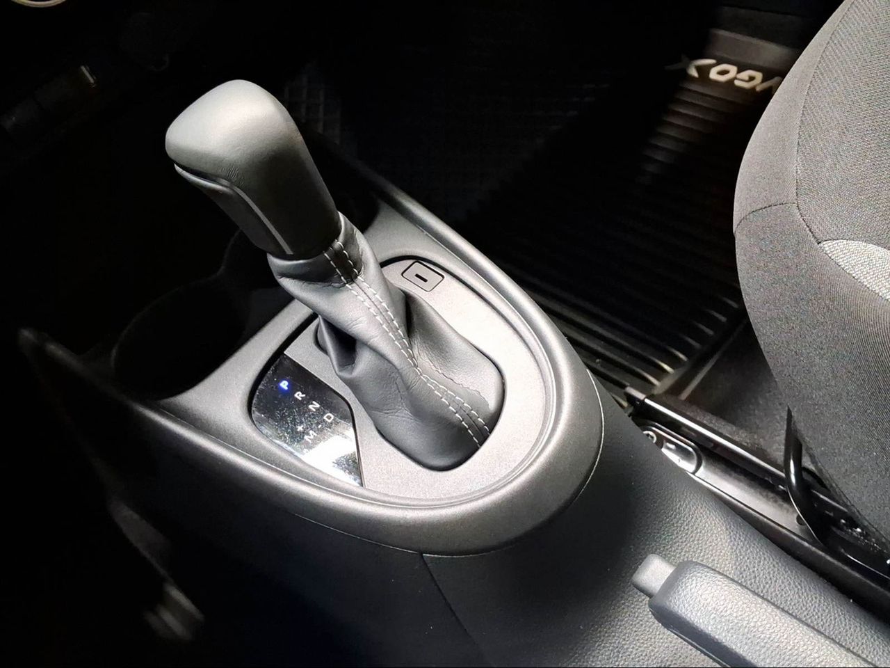 Toyota Aygo X Cross 1.0 VVT-I 72CV Play Automático  - Foto 24