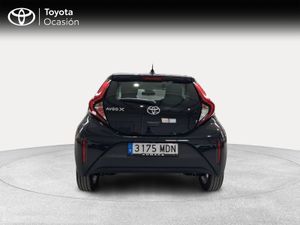 Toyota Aygo X Cross 1.0 VVT-I 72CV Play Automático  - Foto 5