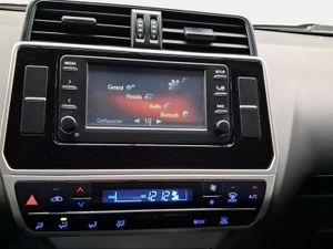 Toyota Land Cruiser 2.8 D-4D GX  - Foto 16