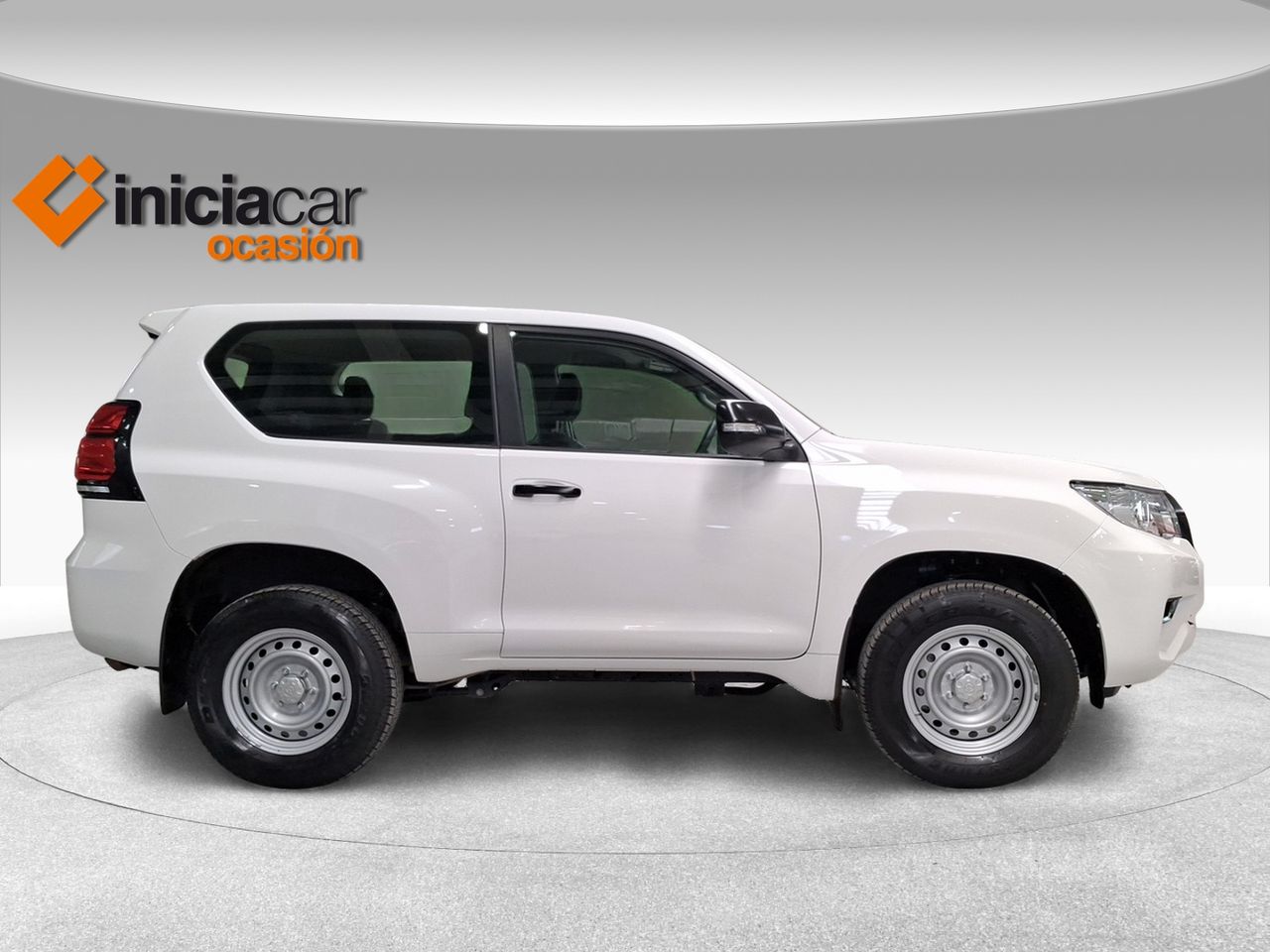 Toyota Land Cruiser 2.8 D-4D GX  - Foto 18