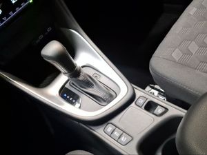 Toyota Yaris 1.5 120H Active Plus  - Foto 24