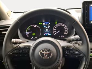 Toyota Yaris 1.5 120H Active Plus  - Foto 14