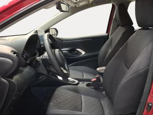 Toyota Yaris 1.5 120H Active Plus  - Foto 13