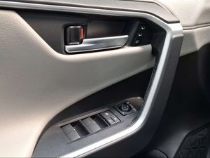 Toyota Rav4 220H e-CVT 4x4 Luxury  - Foto 24