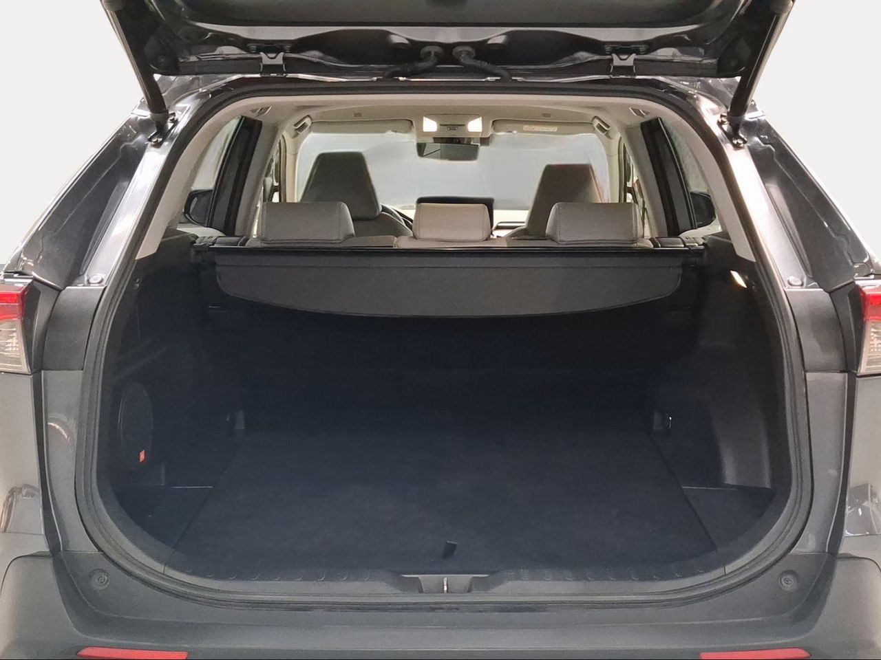 Toyota Rav4 220H e-CVT 4x4 Luxury  - Foto 11