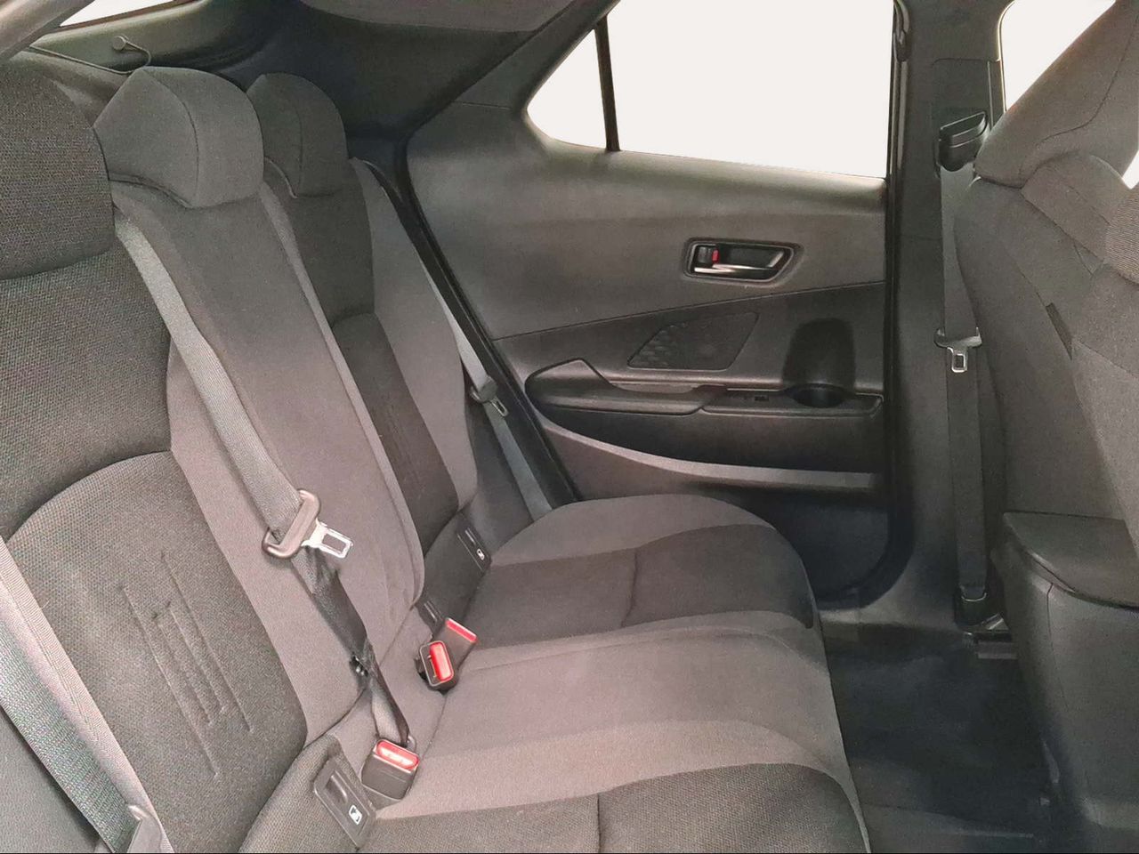 Toyota C-HR 2.0 220PH Advance  - Foto 9