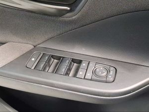 Toyota C-HR 2.0 220PH Advance  - Foto 23
