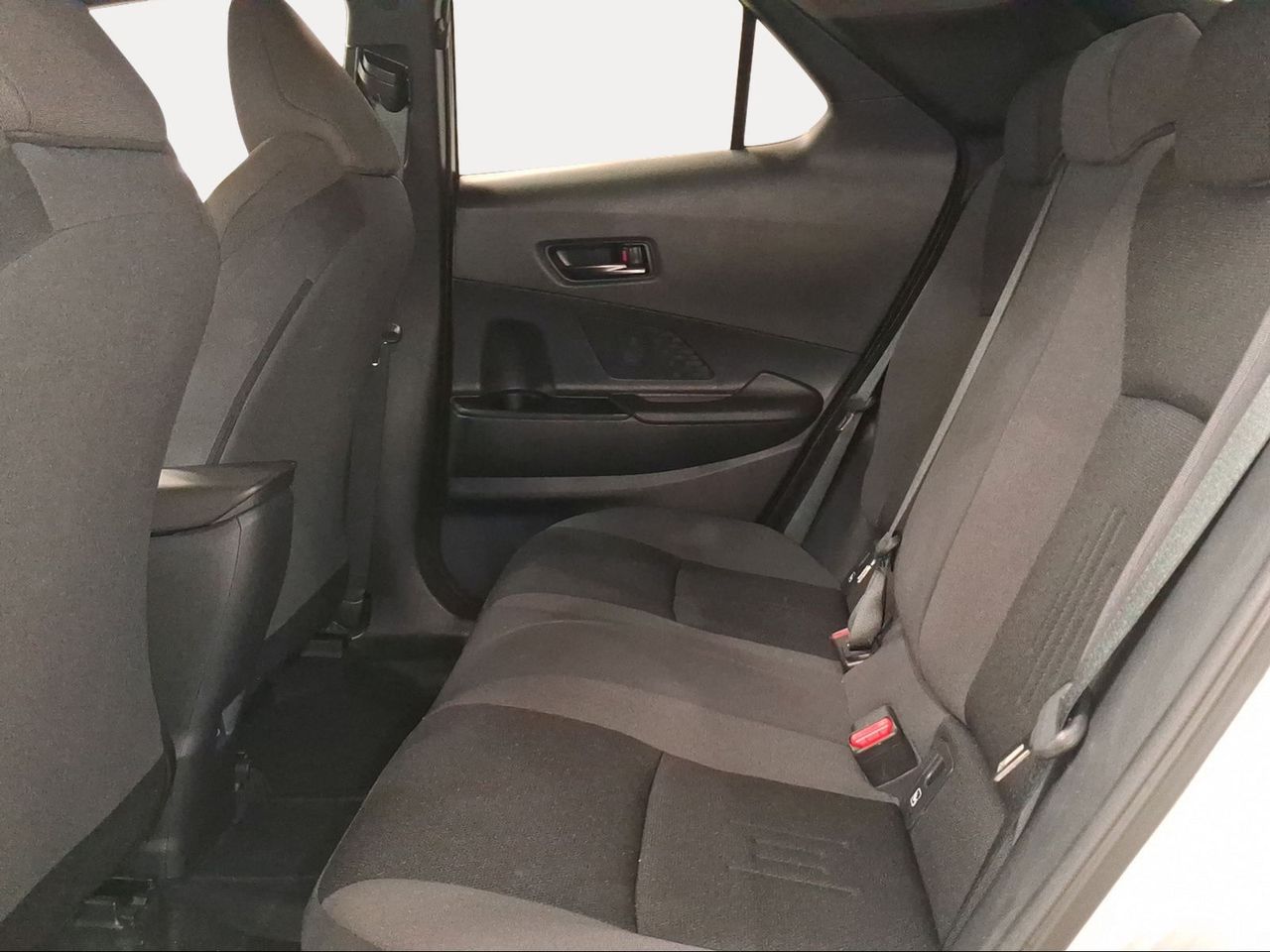 Toyota C-HR 2.0 220PH Advance  - Foto 13