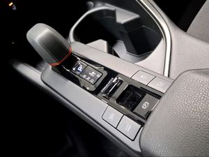 Toyota C-HR 2.0 220PH Advance  - Foto 23