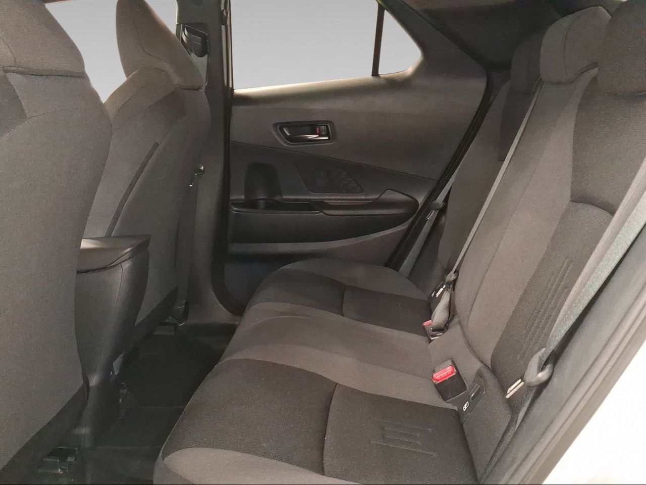 Toyota C-HR 2.0 220PH Advance  - Foto 12