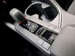 Toyota C-HR 2.0 220PH Advance  - Foto 22