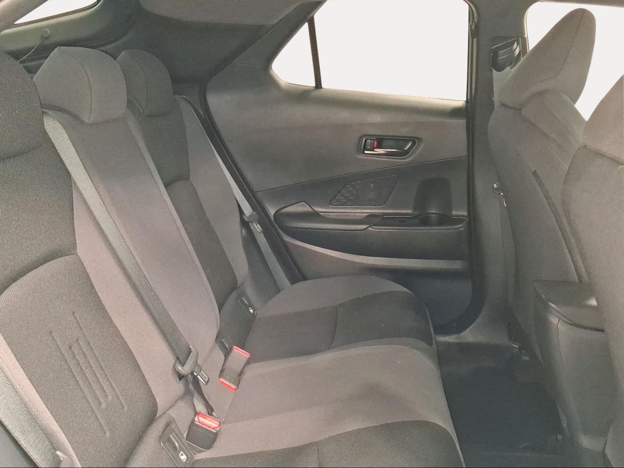 Toyota C-HR 2.0 220PH Advance  - Foto 9