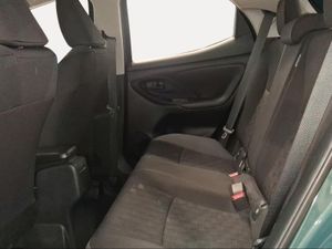 Toyota Yaris 1.5 120H Active Plus  - Foto 12
