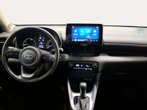 Toyota Yaris 1.5 120H Active Plus  - Foto 9