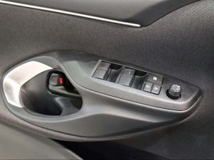 Toyota Yaris 1.5 120H Active Plus  - Foto 24