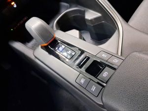 Toyota C-HR 2.0 220PH Advance  - Foto 26