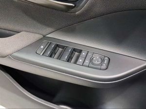 Toyota C-HR 2.0 220PH Advance  - Foto 22