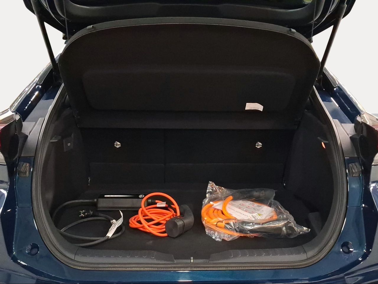 Toyota C-HR 2.0 220PH Advance  - Foto 12