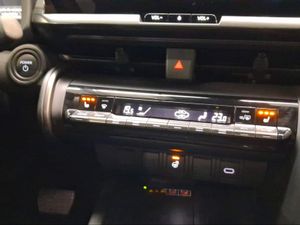 Toyota C-HR 2.0 220PH Advance  - Foto 25