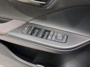 Toyota C-HR 2.0 220PH Advance  - Foto 24